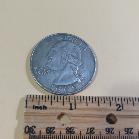 George Washington Oversized Coin 1.5" 1865 Novelty Collectors Alloy Metal - Picture 3 of 7